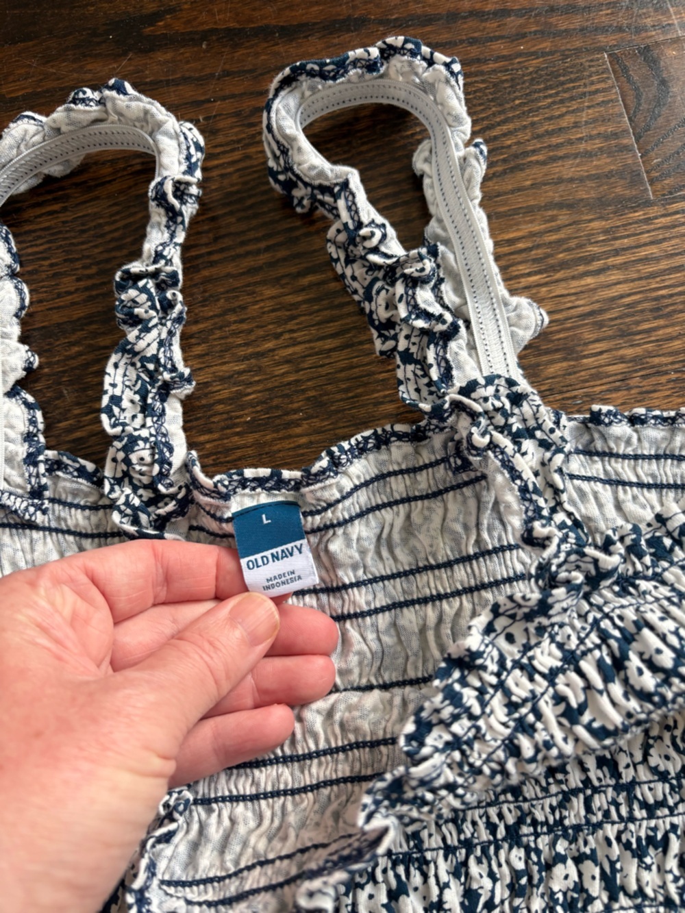 Old Navy Smocked Floral Cropped Camisole - Blue & White - Picture 4 of 5